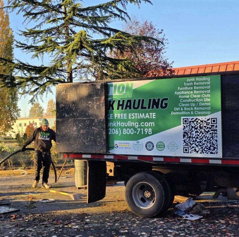 Streamline Property Cleanouts with Fast and Affordable Junk Removal Options